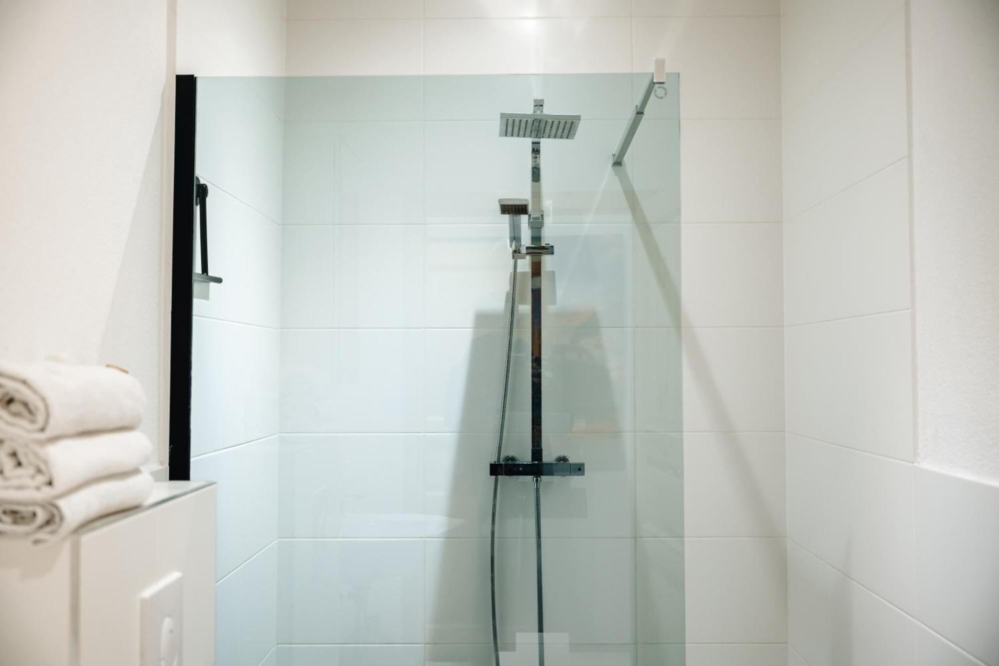 Bismarck Apt Mit Schoenem Balkon Bad Ems Ngoại thất bức ảnh